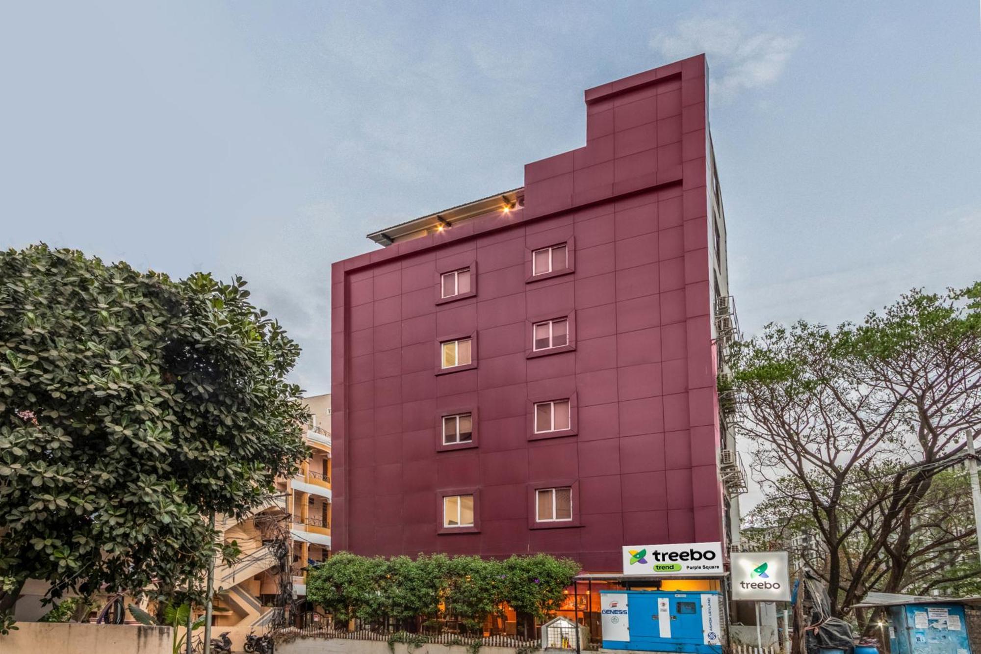 Treebo Purple Square Hotel Hyderabad Eksteriør billede